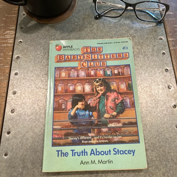 The Baby Sitters Club • Set of 2 Series Books - Picture 4 of 9